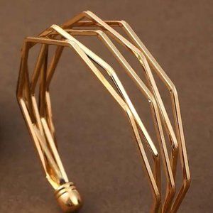 ARCHITECTURAL STRUCTURE TRUSS FRAMEWORK GOLDEN BRACELET 45